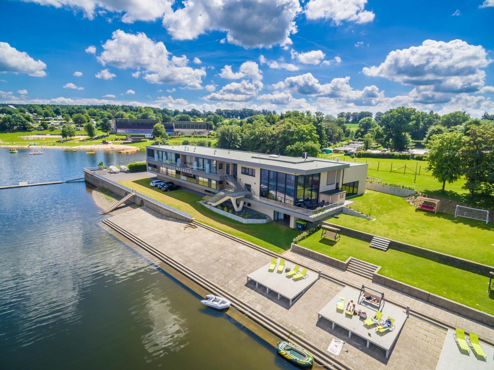 Beverly Weekend Bütgenbach Exterior foto